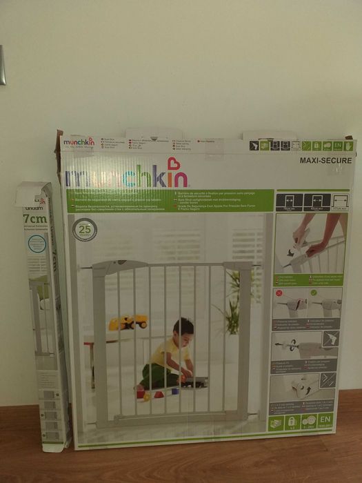 Grade de proteção de escadas para bebé