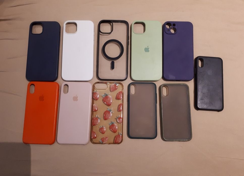 Лот чехлы на IPhone (11шт)
