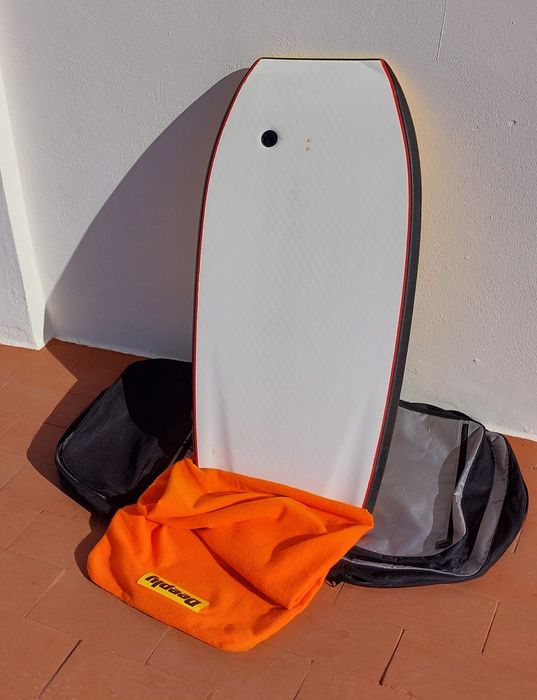 Prancha Bodyboard 42 c saco e capa