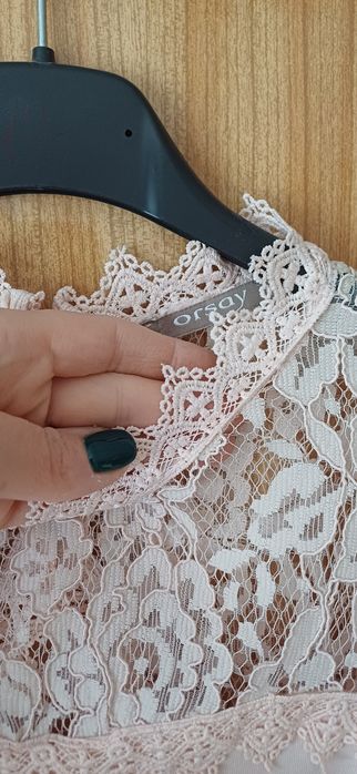 Bluzka z koronką ORSAY - M blady róż