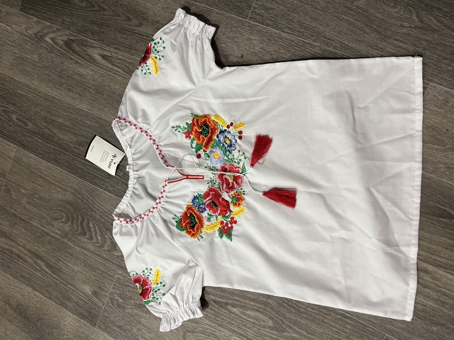 Вишиванка для дівчинки