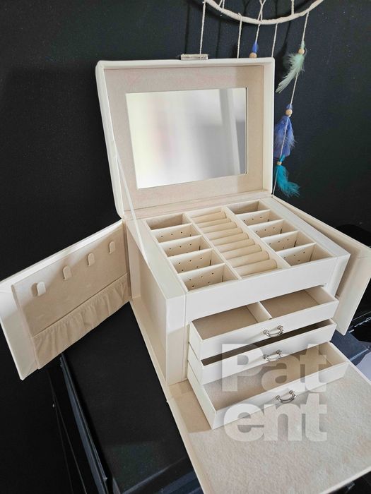 Duża szkatułka z poziomami na biżuterię kuferek kolczyki łańcuszki