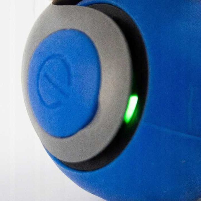 Zabawka dla kota UCIEKAJĄCA PIŁKA