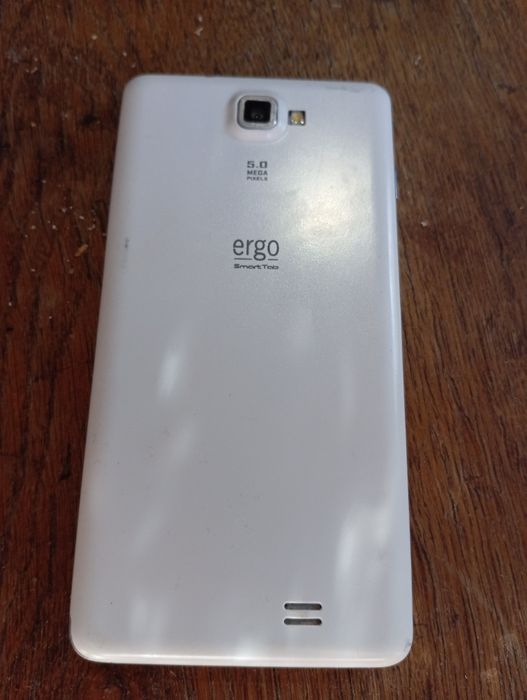 Телефон робочий є зарядка