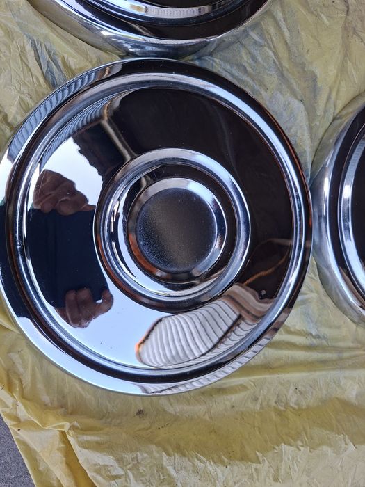 Nowe orginalne kołpaki fiat 125p
