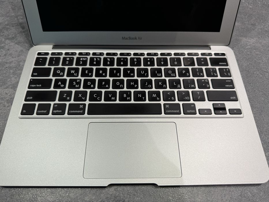 Ноутбук 11.6'' Macbook Air A1465 (i5 1.6GHz/4/128) Silver