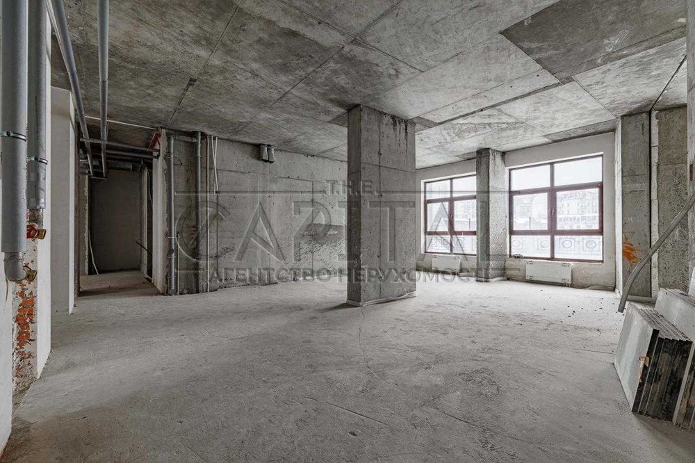 Продаж/Торгівельна площа/Хмельницького Богдана/Центр/684m2/1 150 000 $/Київ