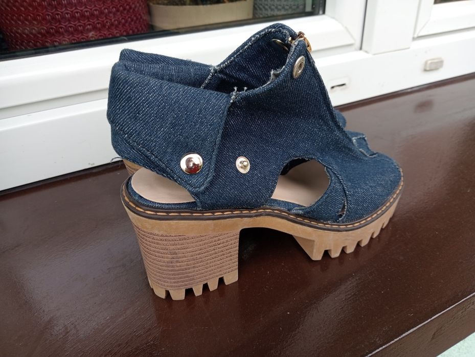 Buty damskie młodzieżowe dżinsowe
