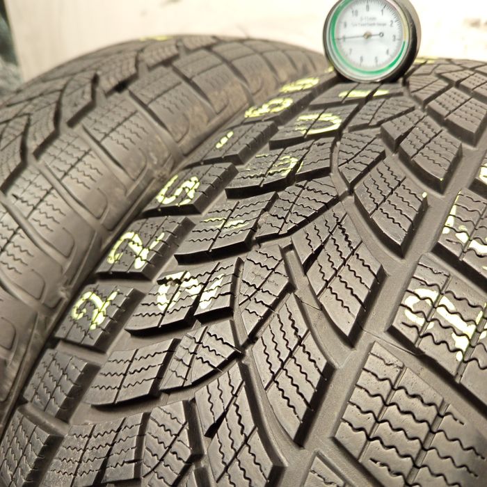 225/60R18 Goodyear UltraGrip Performance+ SUV