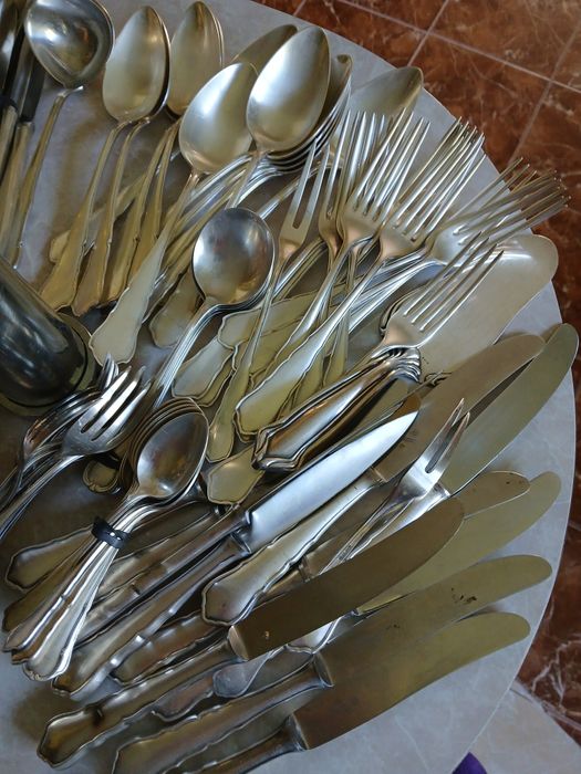 Посуда,тарілка,сервіз.