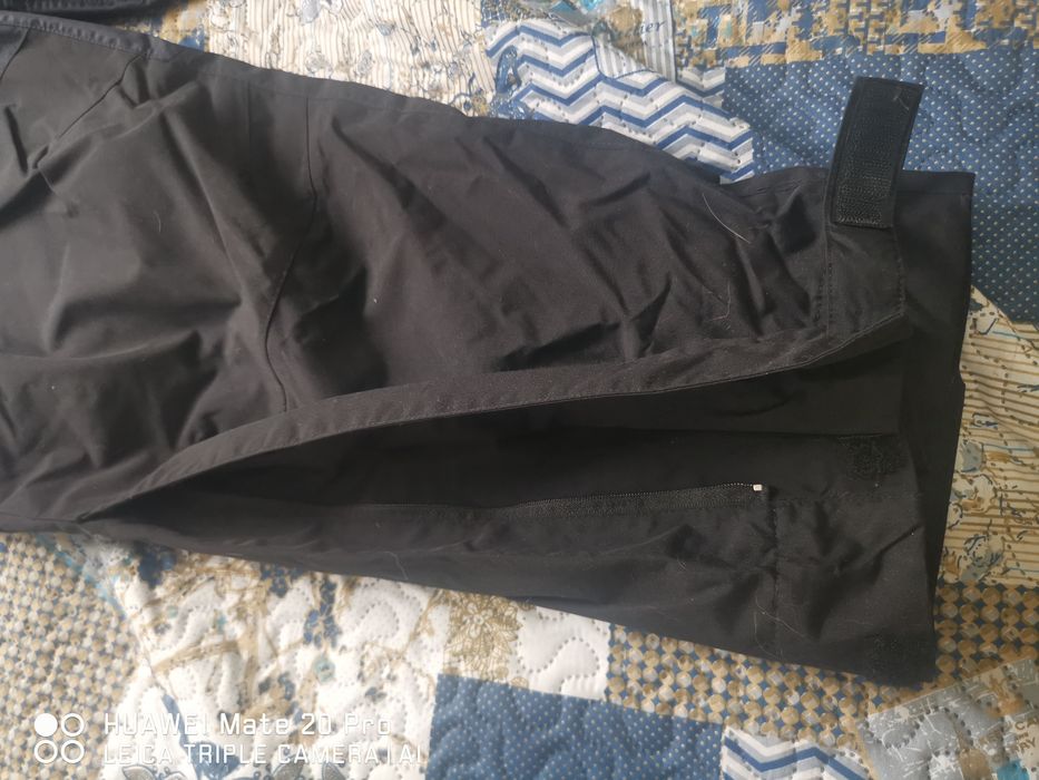 Vendo calças 5.11 patrol rain novas