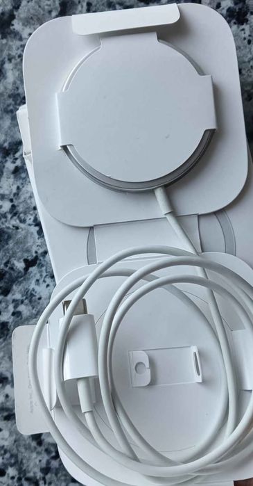 Cargador iPhone novo sem usar