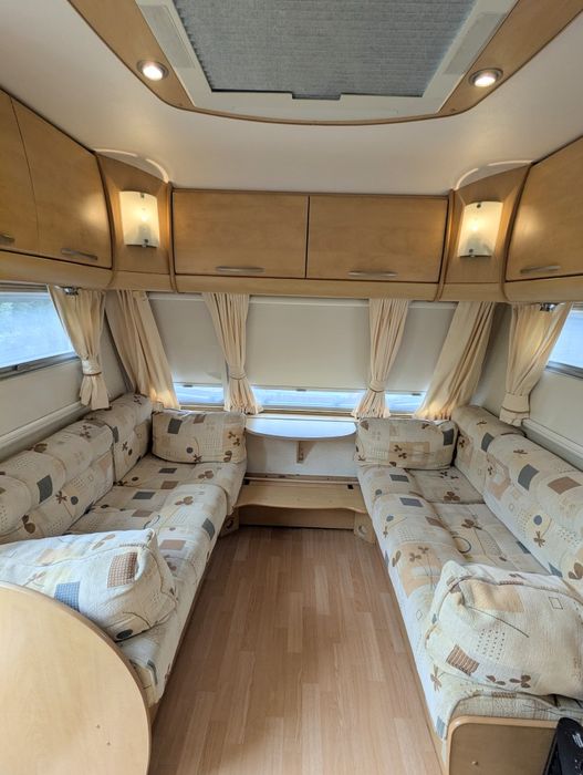 RESERVADA /Caravana / impecável / cama em Ilha / levo ao local