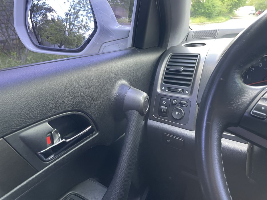 Продам автомобиль Honda CR-V 2011 года Акп по хорошей цене