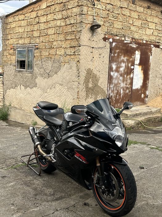 suzuki gsxr 1000 k6