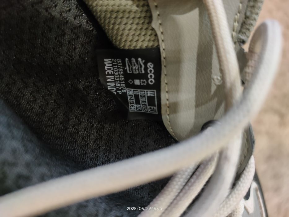 Продам кросівки ессо st1.Нові. Оригінал.