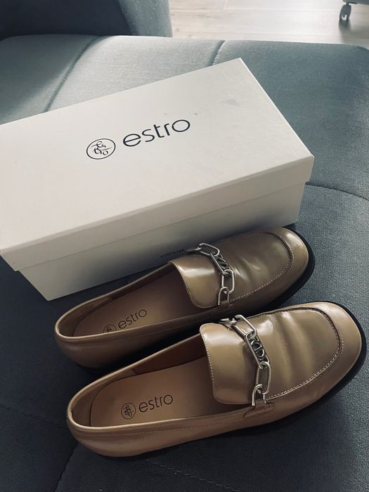 Шкіряні лофери “Estro”