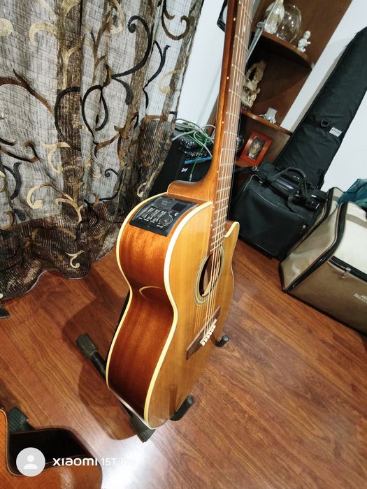 Alhambra 3C CT E1 +Takamine eg 260c