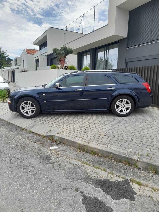 Exclusivo Chrysler 300c 2.7 V6