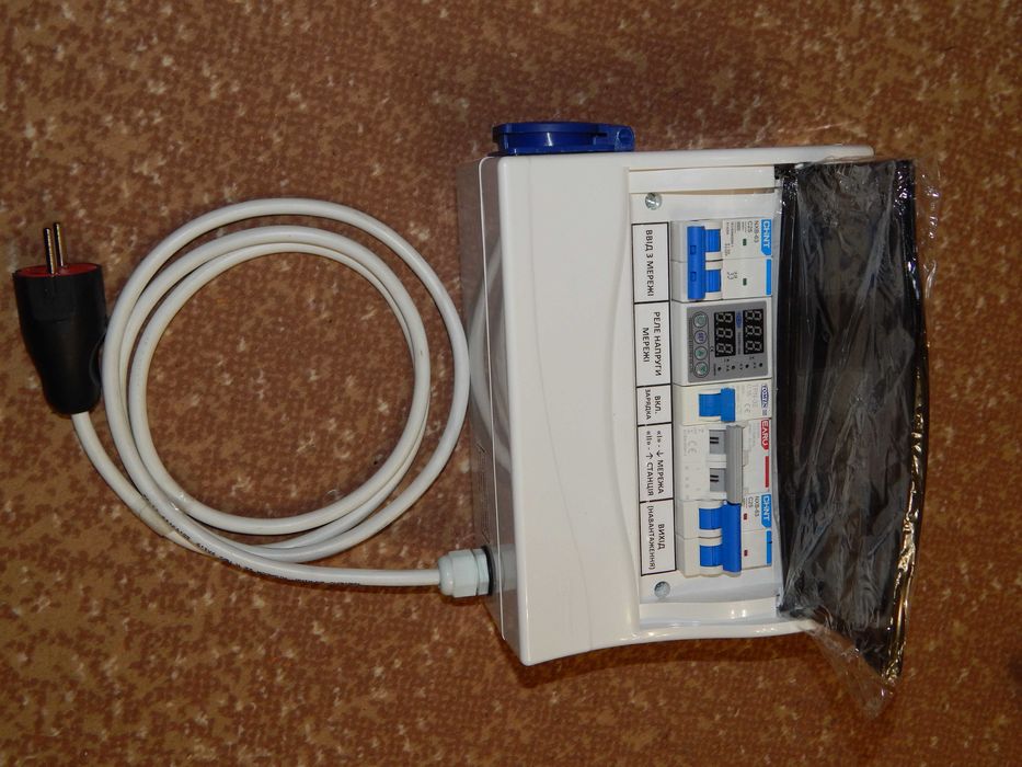 Щит захисту і ввода резерва АВР для інверторів і  зарядних станцій