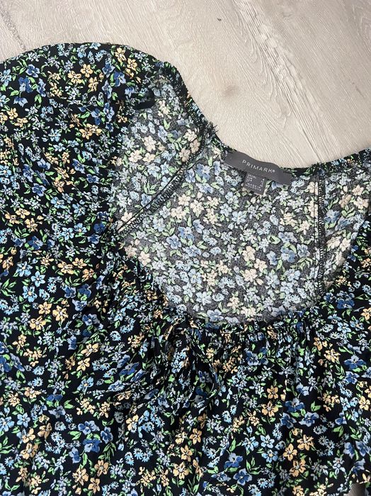 Piękna długa sukienka z rozcięciem w kwiaty rozmiar 32 viskoza