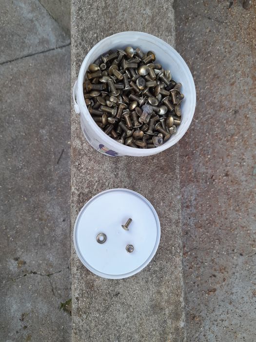 Estantes modulares metálicas