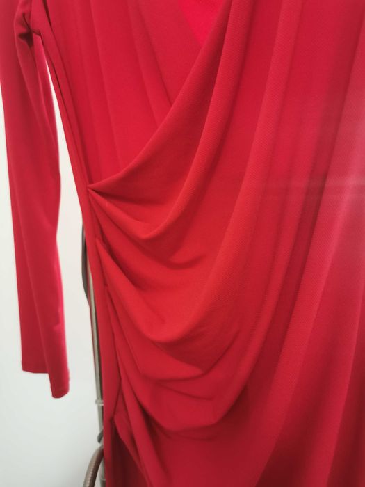 Vestido novo com etiqueta