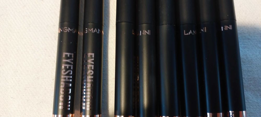 Cienie do Powiek w Sztyfcie –  Zestaw 8 szt.