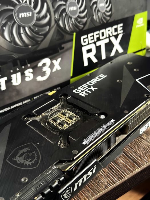 Відеокарта MSI GeForce RTX 3090 VENTUS 3X 24G GDDR6X