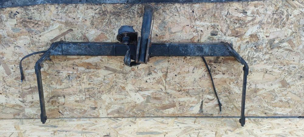 Mazda 2 II Hak Holowniczy Belka Kula