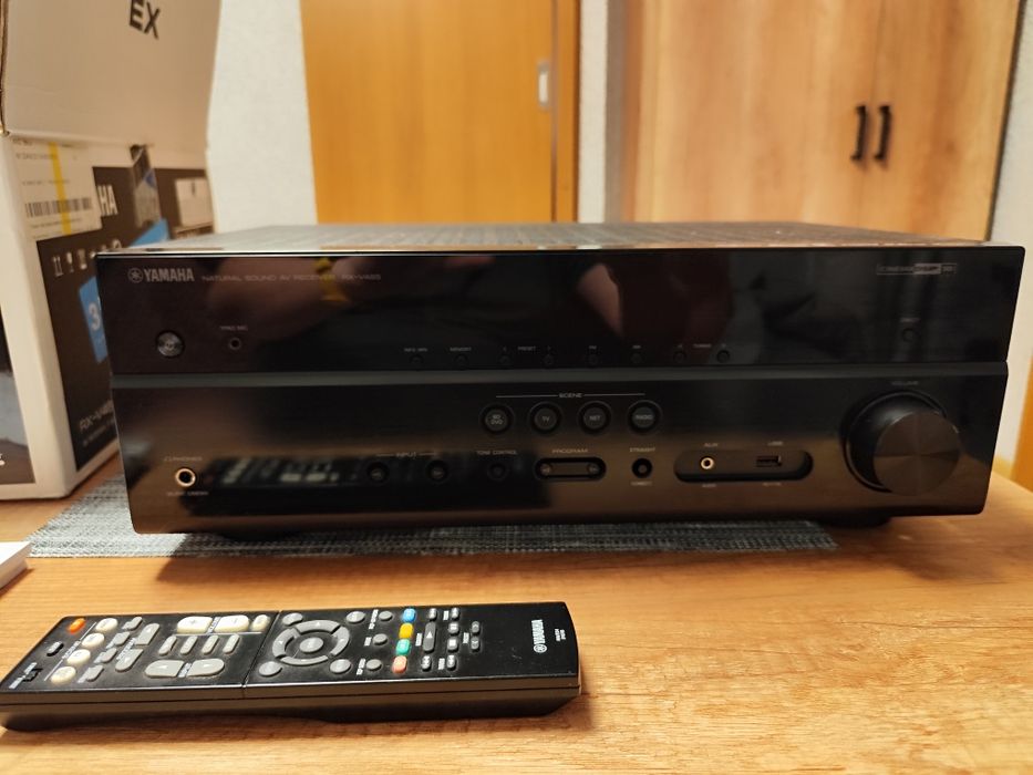 Amplituner Yamaha RX -V485