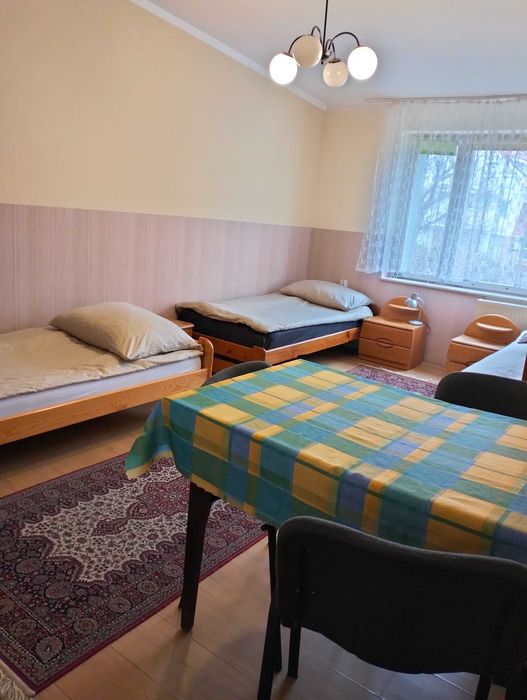 Pokoje oraz samodzielne mieszkanie