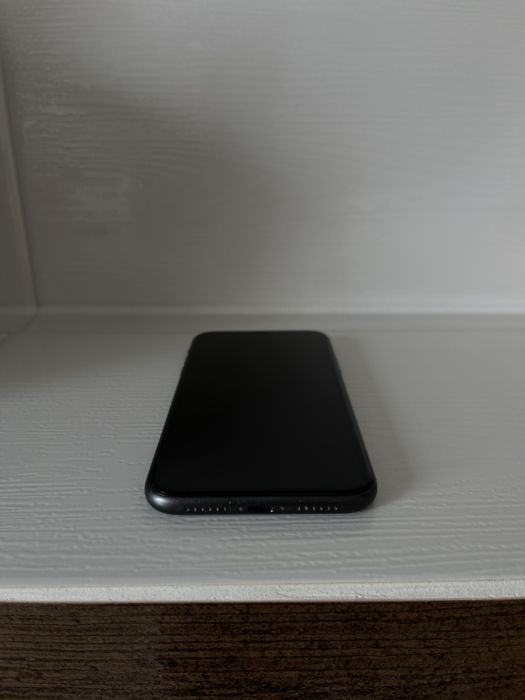 Apple Iphone 11 plus pudełko