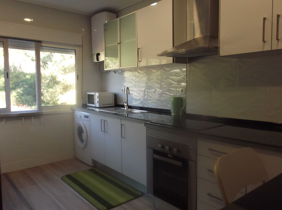 Arrendo quarto suite individual junto ao Hospital de Vila Franca de Xira