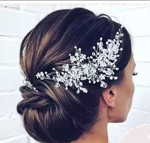 Весільні прикраси для волосся