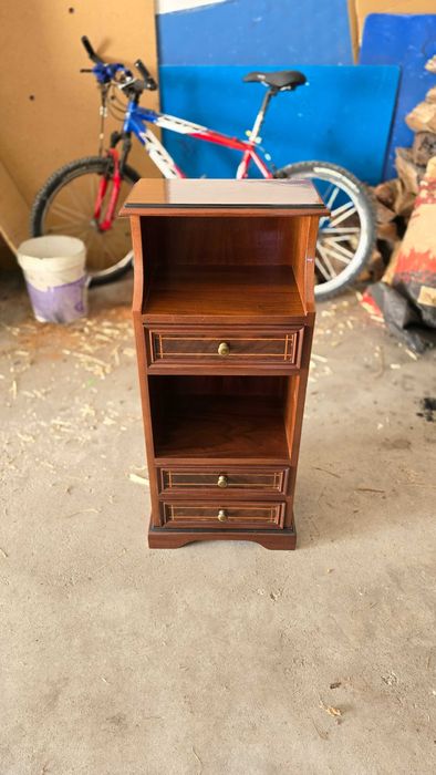 Mesa de cozinha e mesa telefone