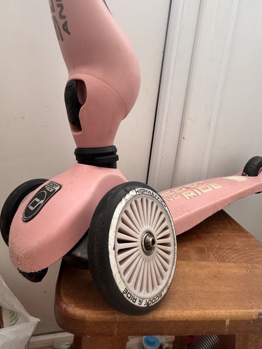 Scoot and ride рожевий 2в1 самокат велобіг