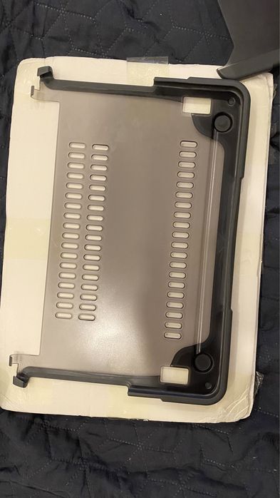 Чохол на ноутбук