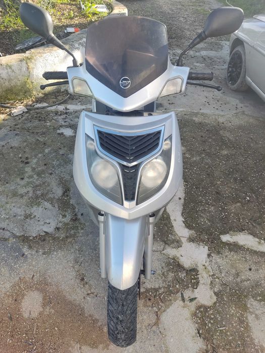 Moto scooter 125 aceitó troca