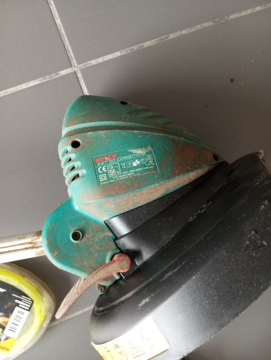 Aparador elétrico 550 W Bosch ART 30