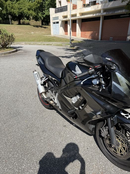 Honda cbr 600f3