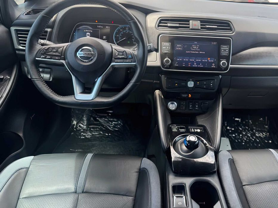 Nissan LEAF SL Plus      2022