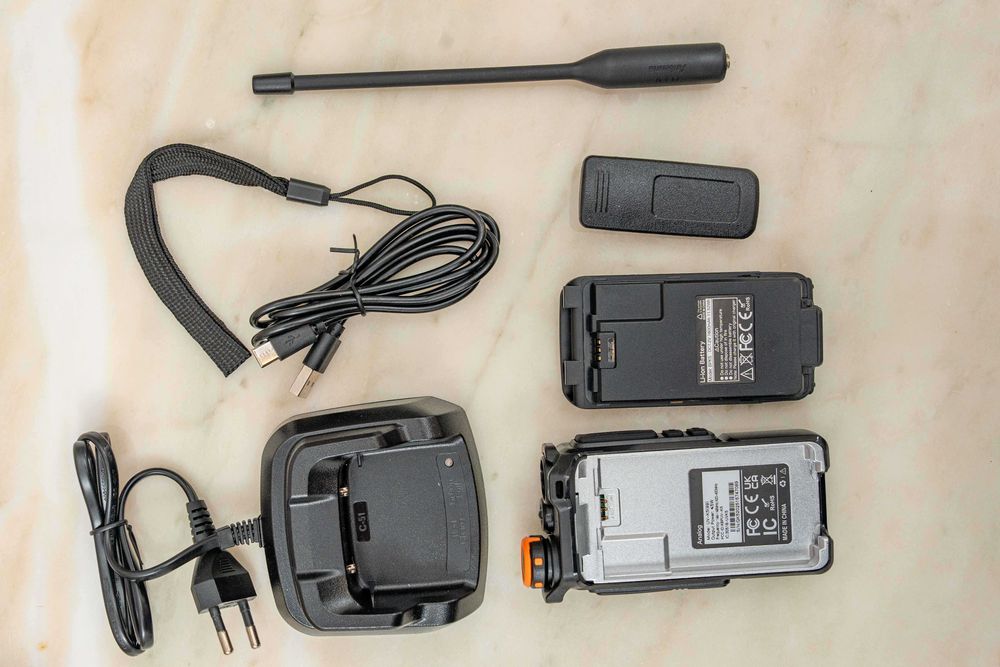 walkie talkie Quansheng UV-K5(8) novo na embalagem.