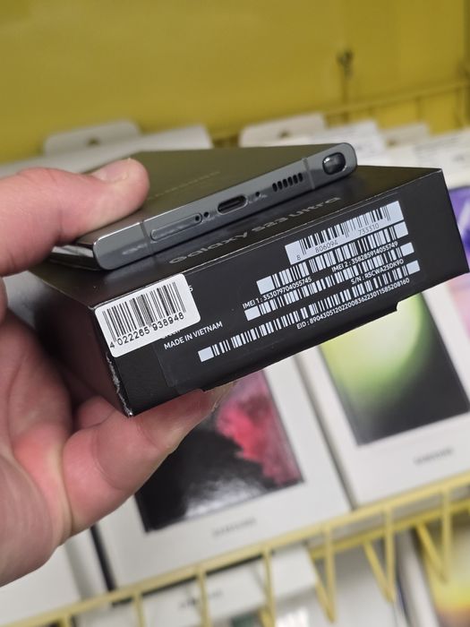 Samsung Galaxy S23 Ultra 256gb  відмінний стан