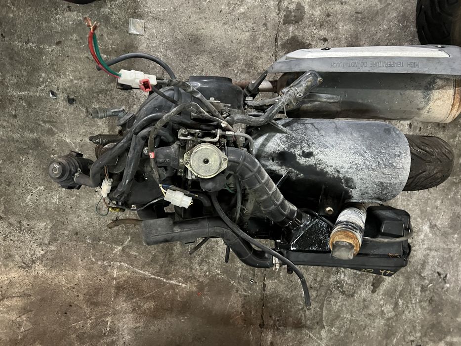 Peugeot vivacity 50 4t silnik kompletny