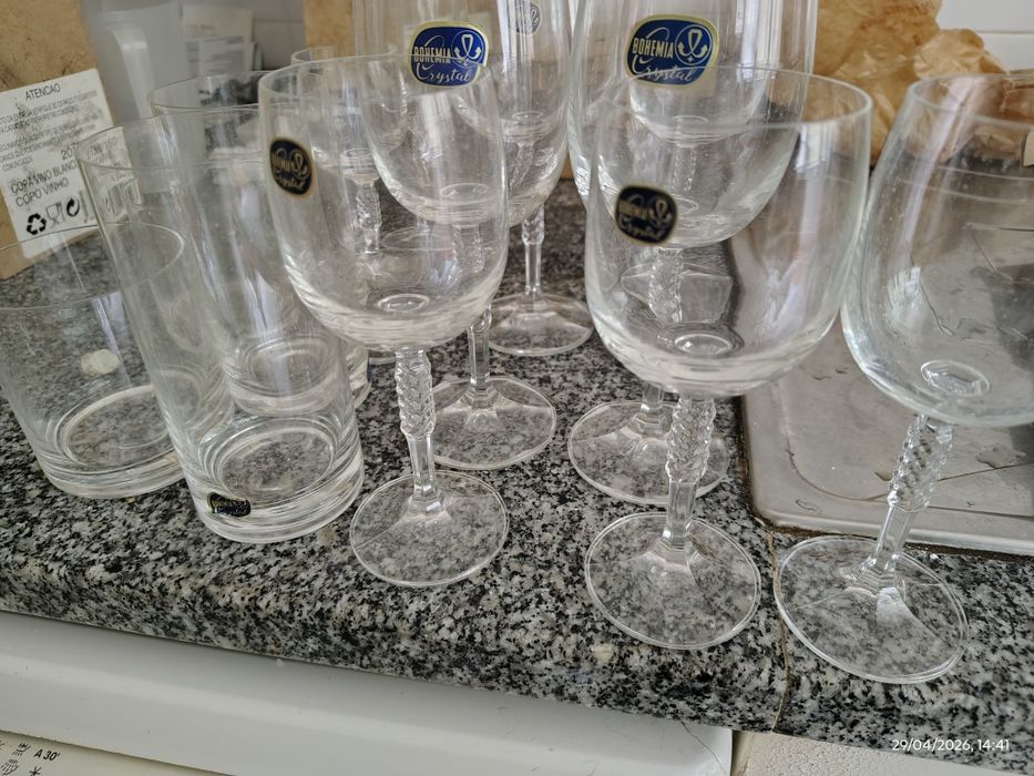New Crystal Glasses460498657146972161