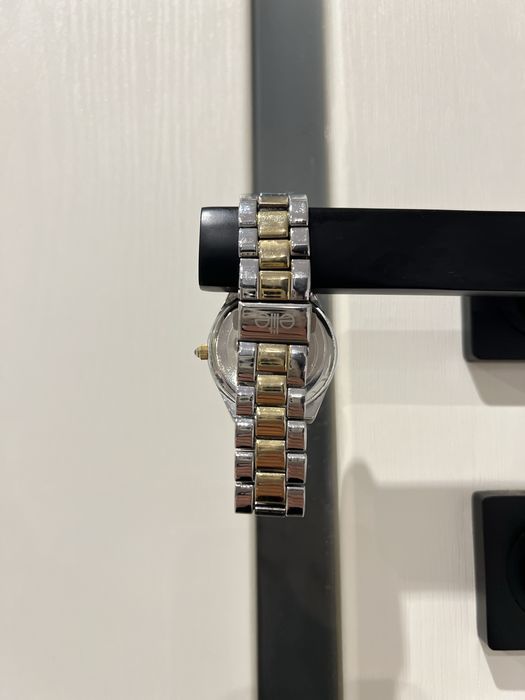 Жіночий наручний годинник бренду Elite E53364 101, часи жіночі