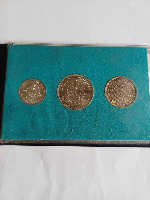XVII Exposição Europeia Arte e Cultura 1983 carteira 3 moedas em prata