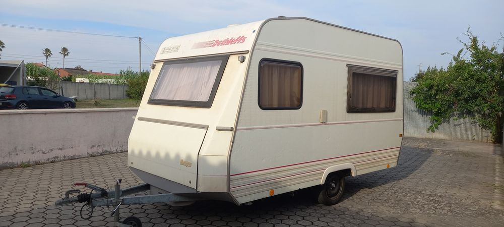 Caravana DETHLEFFS c / WC e avançado