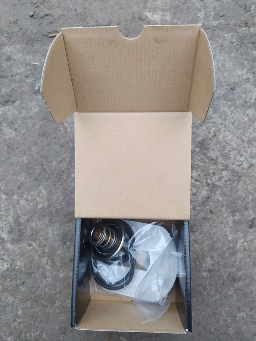 Термостат на Passat b6